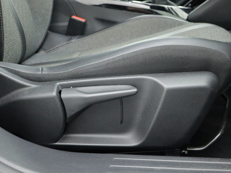 Used Peugeot 2008 2023 for sale - 76982024: Photo 22