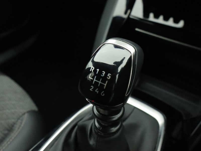 Used Peugeot 2008 2023 for sale - 76982024: Photo 31