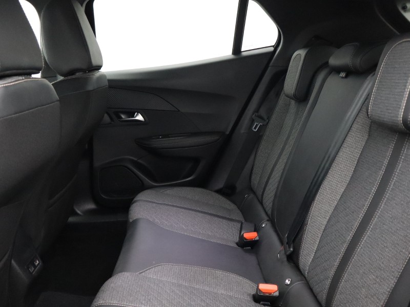 Used Peugeot 2008 2023 for sale - 76982024: Photo 4