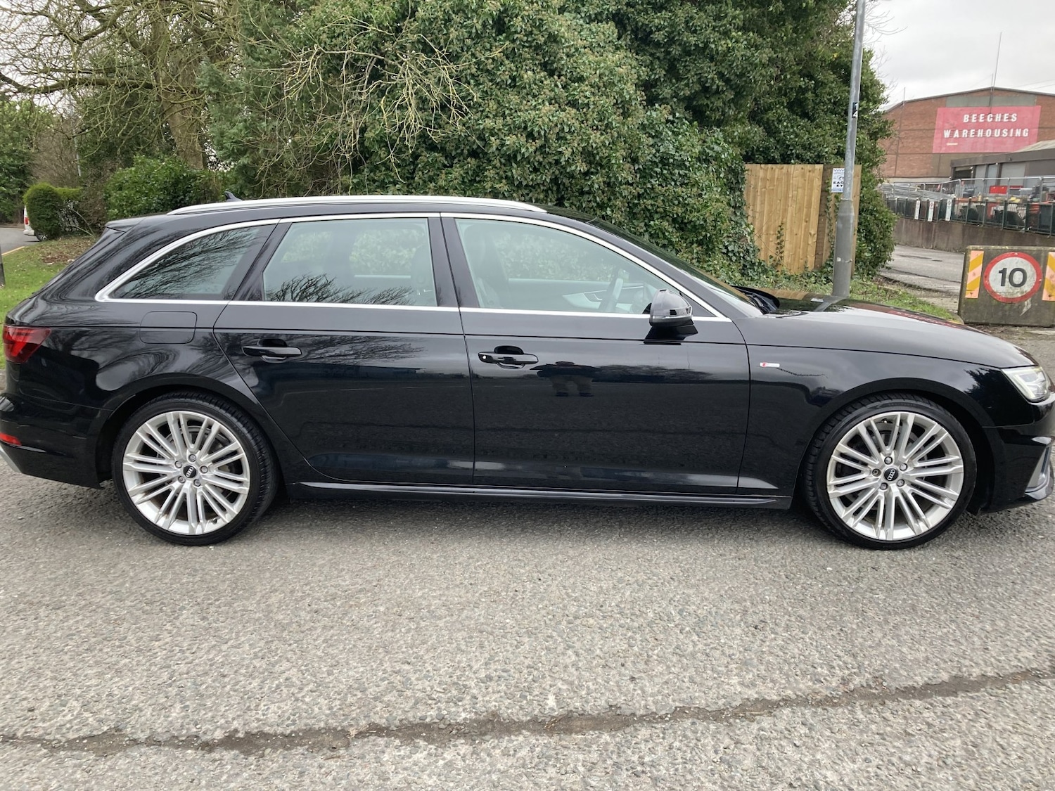 Used Audi A4 Avant 2019 for sale - 77453080: Photo 2