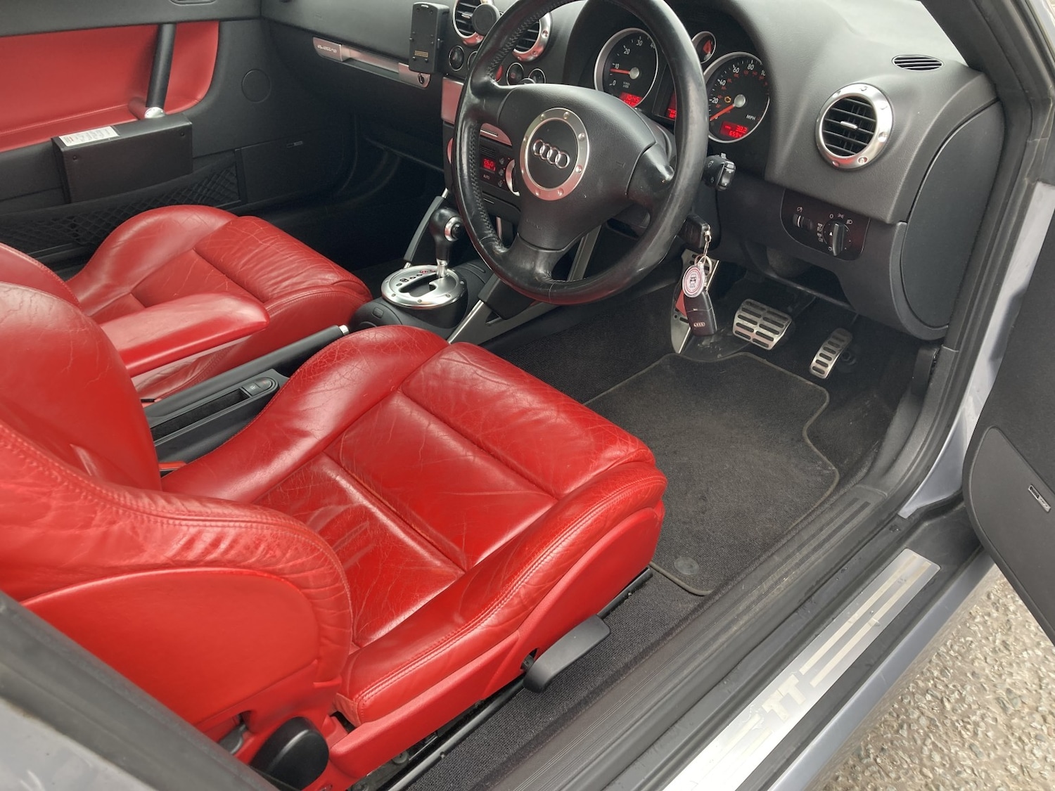 Used Audi TT 2005 for sale - 77792779: Photo 9