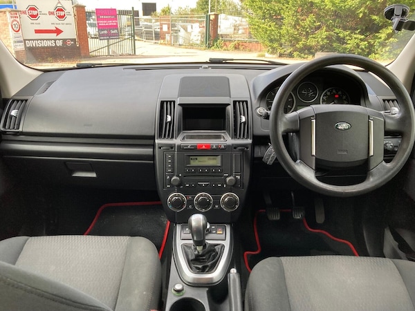 Used Land Rover Freelander 2 2011 for sale - 76058085: Photo 16