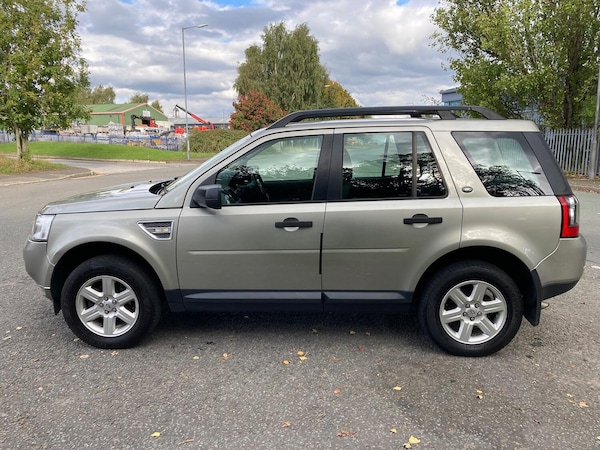 Used Land Rover Freelander 2 2011 for sale - 76058085: Photo 6