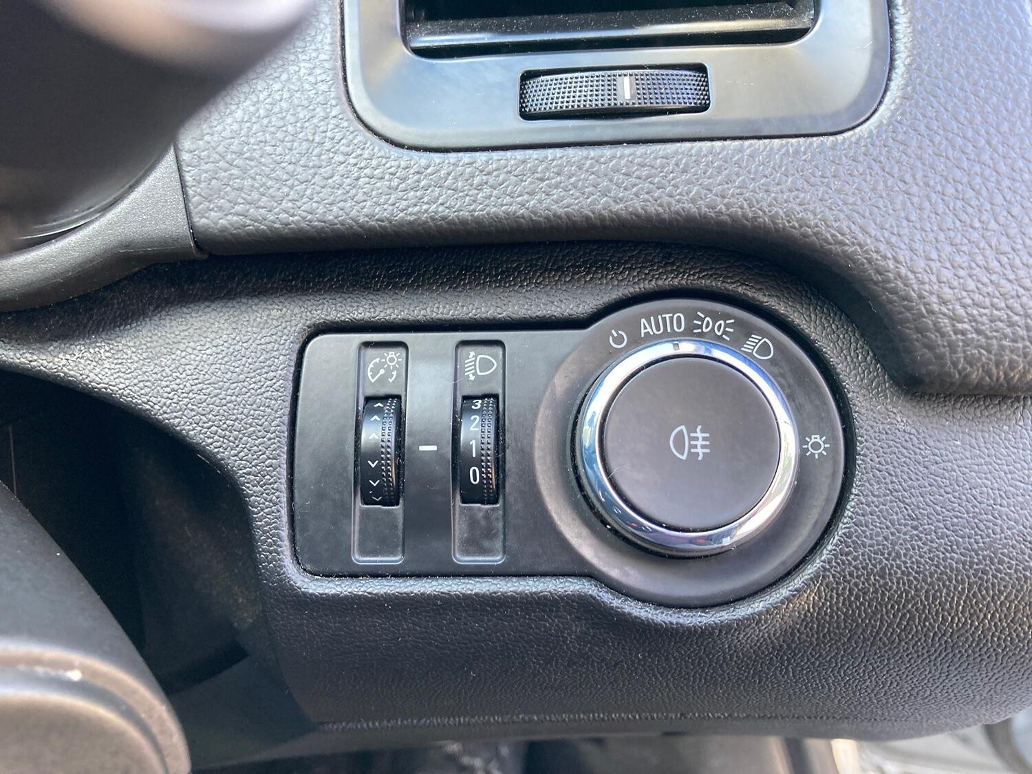 Used Vauxhall Insignia 2014 for sale - 76070443: Photo 19