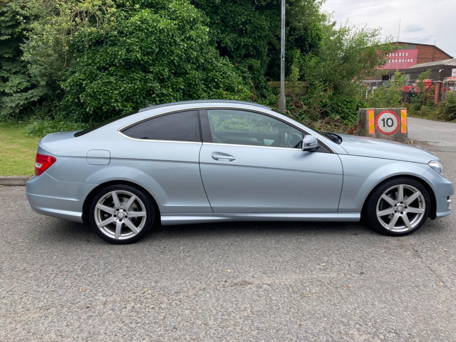 Used Mercedes-Benz C Class 2013 for sale - 78031656: Photo 2