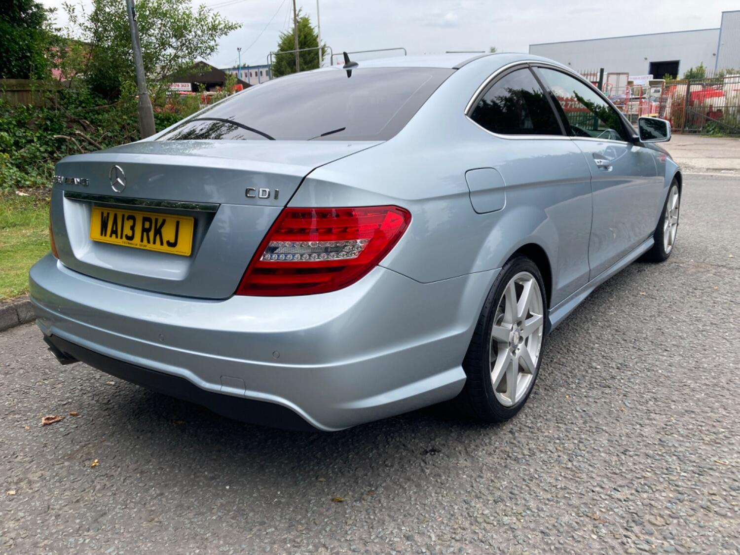 Used Mercedes-Benz C Class 2013 for sale - 78031656: Photo 3