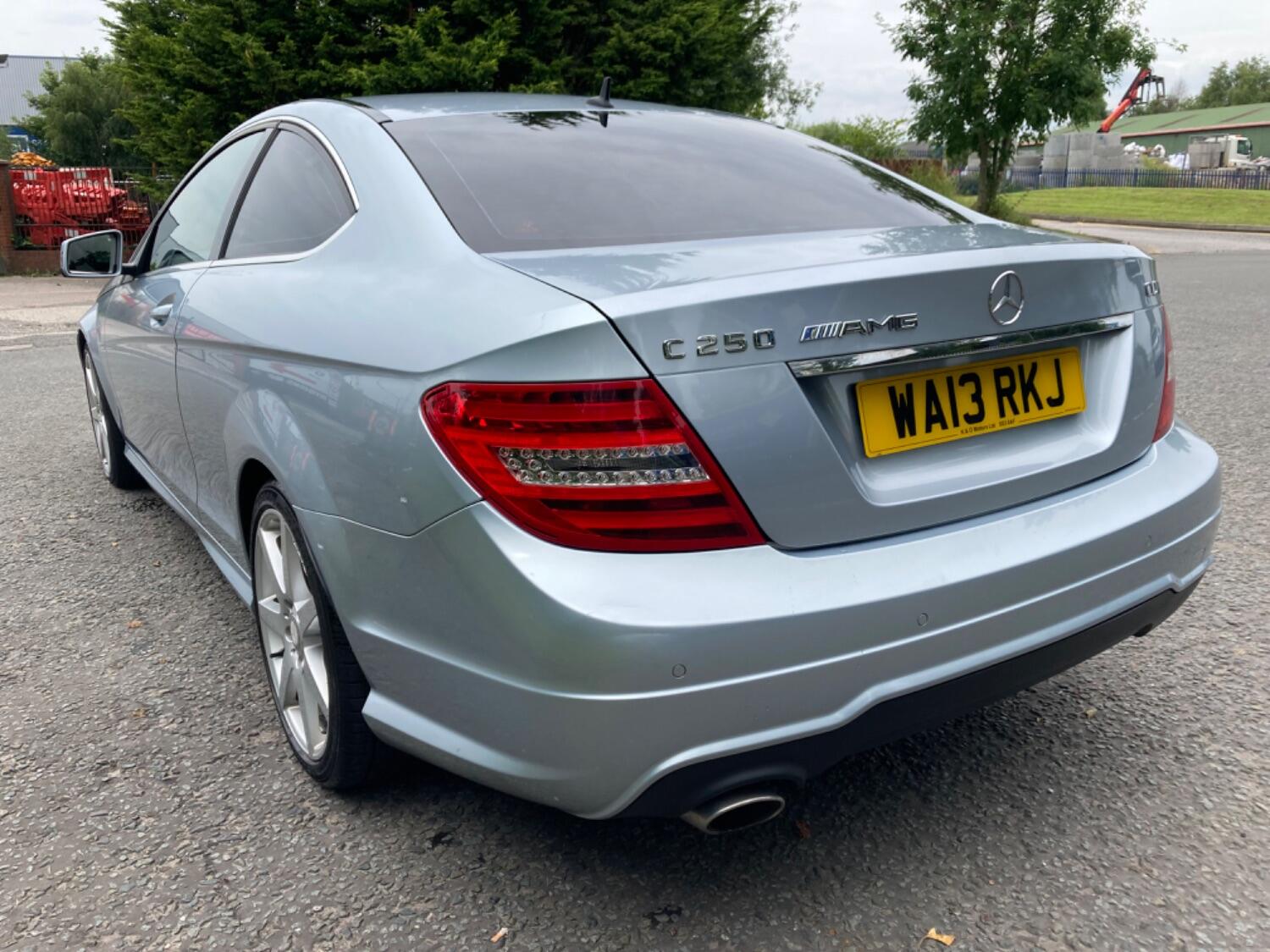 Used Mercedes-Benz C Class 2013 for sale - 78031656: Photo 5