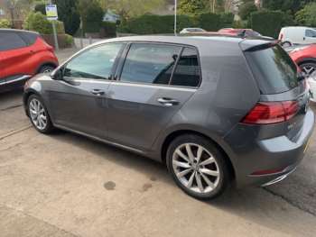 Used Volkswagen Golf 2017 for sale - 74504093: Photo