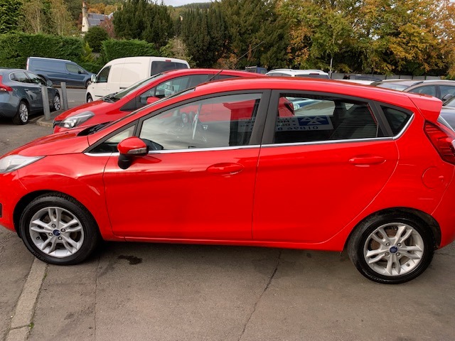 Used Ford Fiesta 2016 for sale - 76353575: Photo 2