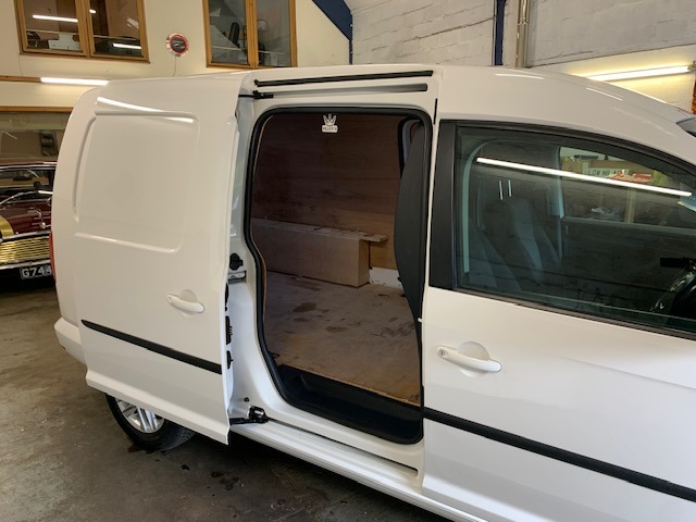 Used Volkswagen Caddy Maxi 2019 for sale - 76827851: Photo 14