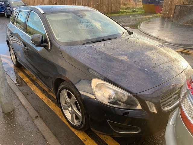 Used Volvo V60 2011 for sale - 76404502: Photo 2