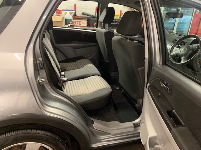 Used Suzuki SX4 2013 for sale - 77431141: Photo 8