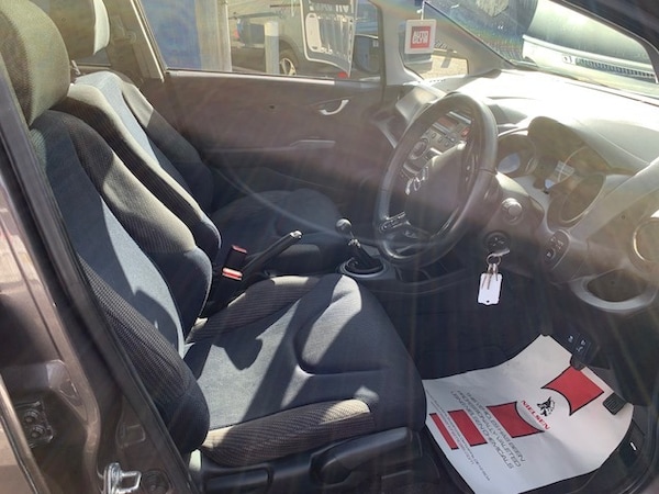 Used Honda Jazz 2015 for sale - 76232670: Photo 6