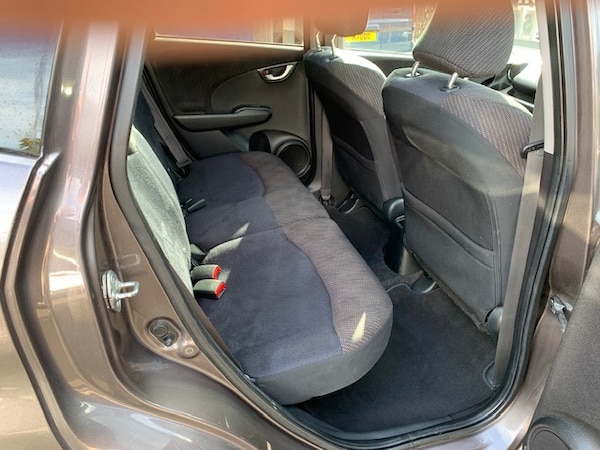 Used Honda Jazz 2015 for sale - 76232670: Photo 8