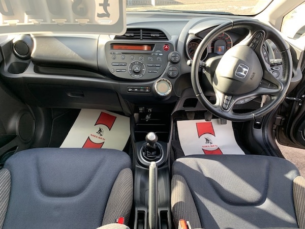 Used Honda Jazz 2015 for sale - 76232670: Photo 9