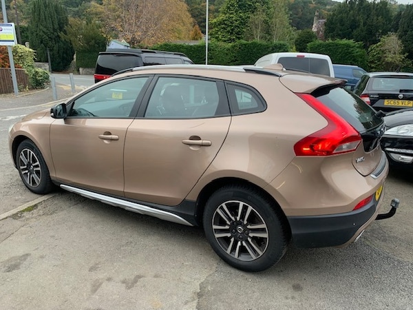 Used Volvo V40 2017 for sale - 76299076: Photo 12