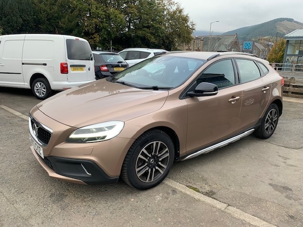 Used Volvo V40 2017 for sale - 76299076: Photo 14