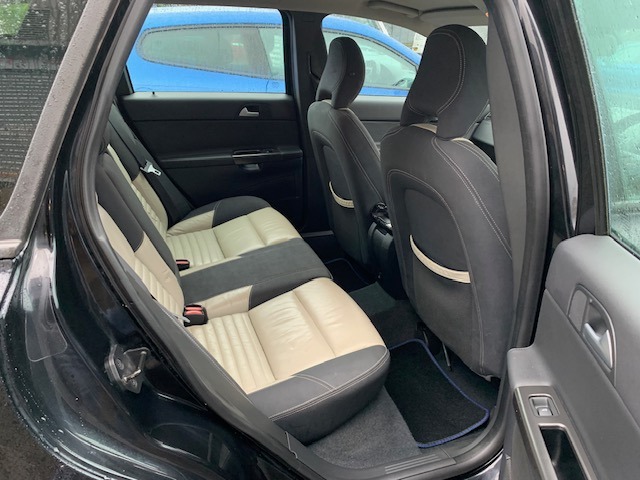 Used Volvo V50 2011 for sale - 77403860: Photo 6