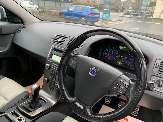 Used Volvo V50 2011 for sale - 77403860: Photo 7