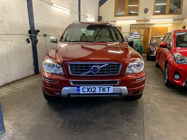 Used Volvo XC90 2012 for sale - 76968549: Photo 2