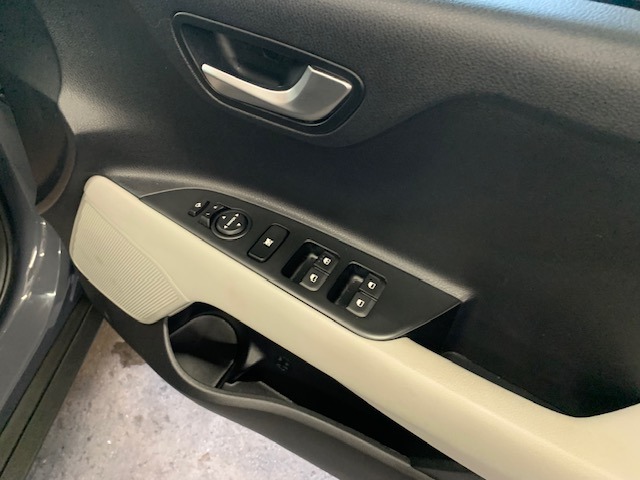 Used Kia Stonic 2023 for sale - 77847968: Photo 16