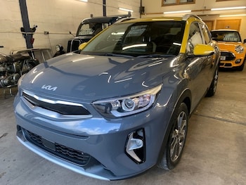 Used Kia Stonic 2023 for sale - 77847968: Photo