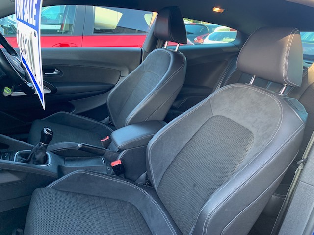 Used Volkswagen Scirocco 2015 for sale - 76705447: Photo 7