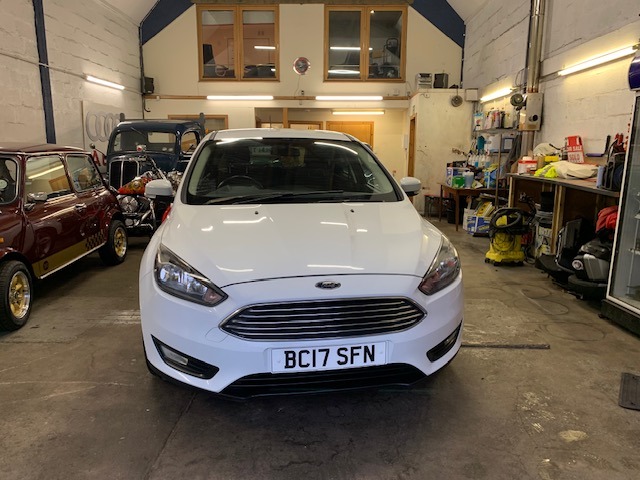 Used Ford Focus 2017 for sale - 76615719: Photo 2