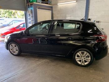 Used Peugeot 308 2019 for sale - 76403373: Photo