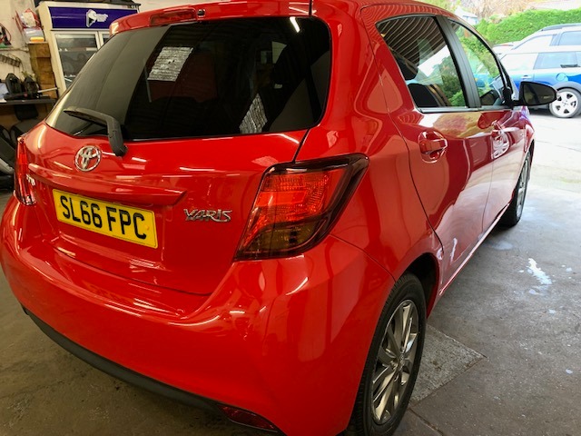 Used Toyota Yaris 2016 for sale - 76299050: Photo 2