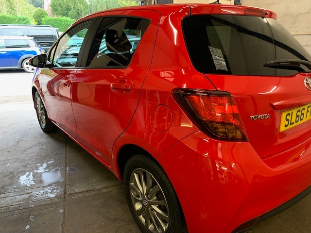 Used Toyota Yaris 2016 for sale - 76299050: Photo 3