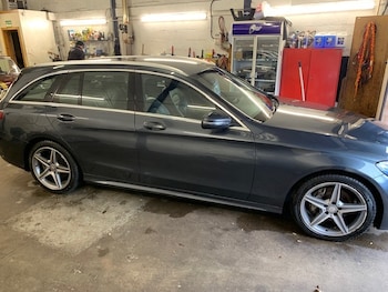 Used Mercedes-Benz C Class 2015 for sale - 77531953: Photo