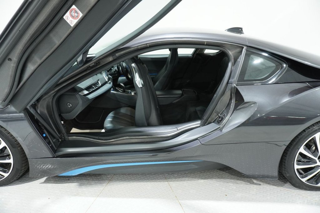 Used BMW i8 2015 for sale - 76820325: Photo 48