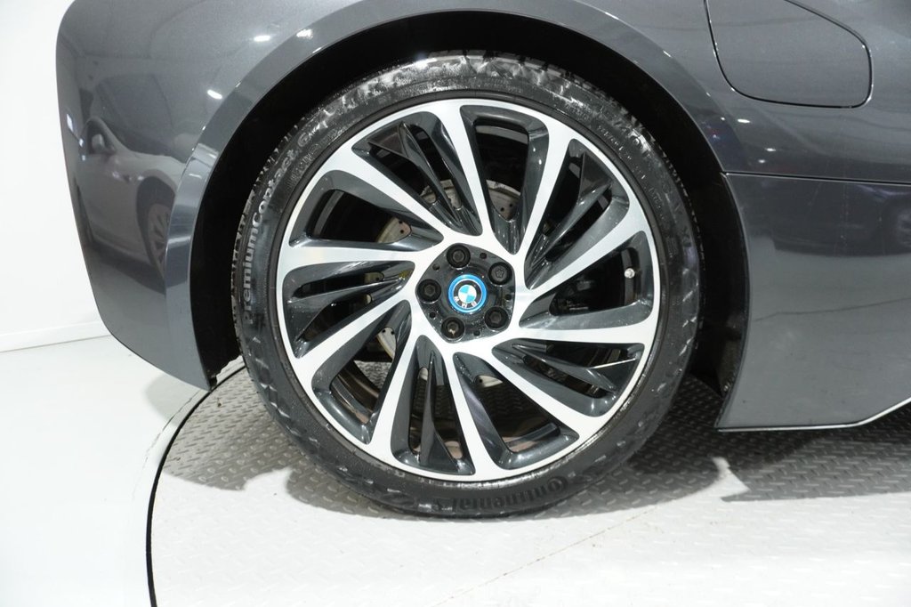 Used BMW i8 2015 for sale - 76820325: Photo 9