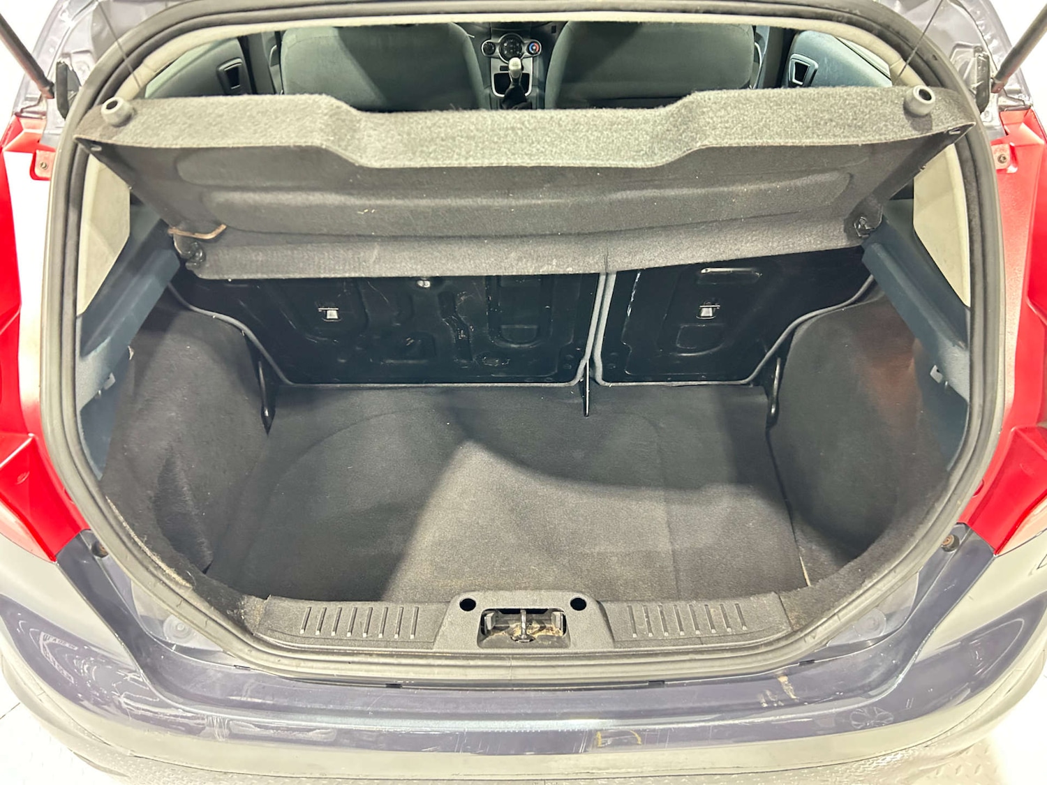 Used Ford Fiesta 2011 for sale - 77409769: Photo 24