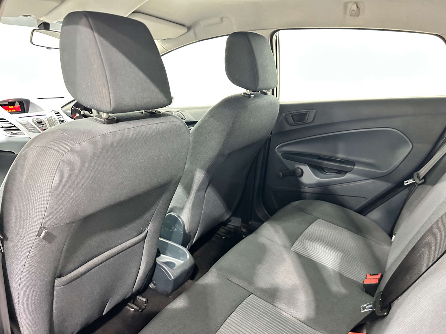 Used Ford Fiesta 2011 for sale - 77409769: Photo 42