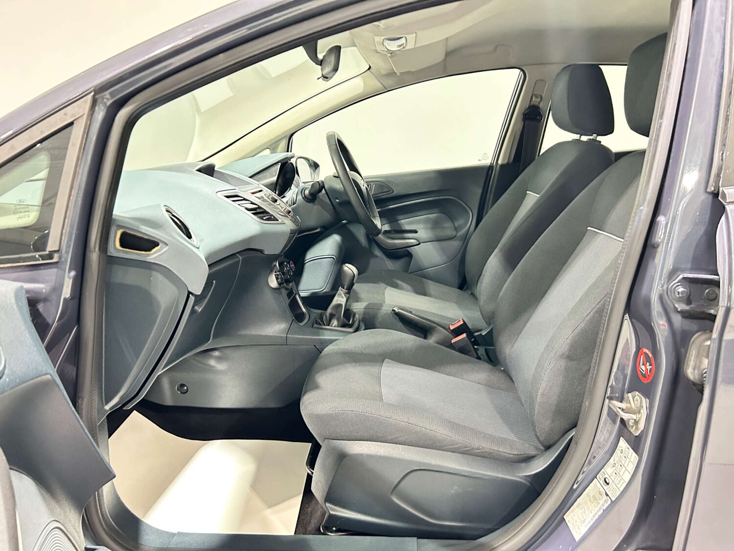 Used Ford Fiesta 2011 for sale - 77409769: Photo 44