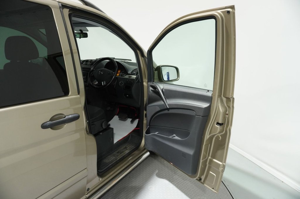 Used Mercedes-Benz Vito 2011 for sale - 76820201: Photo 24