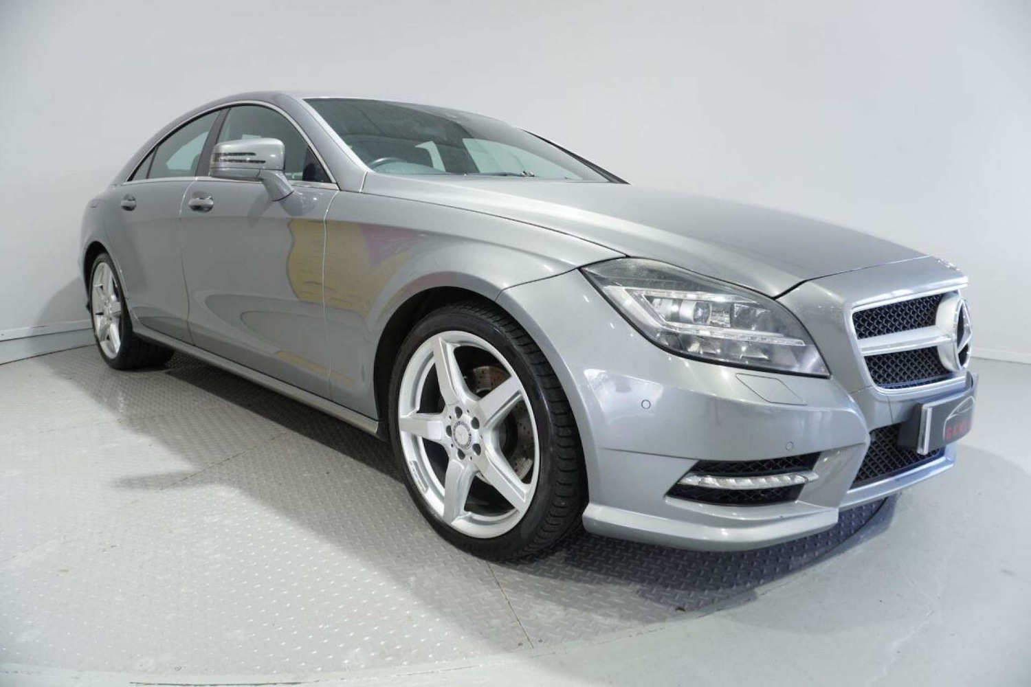 Used Mercedes-Benz CLS 2013 for sale - 77061672: Photo 2