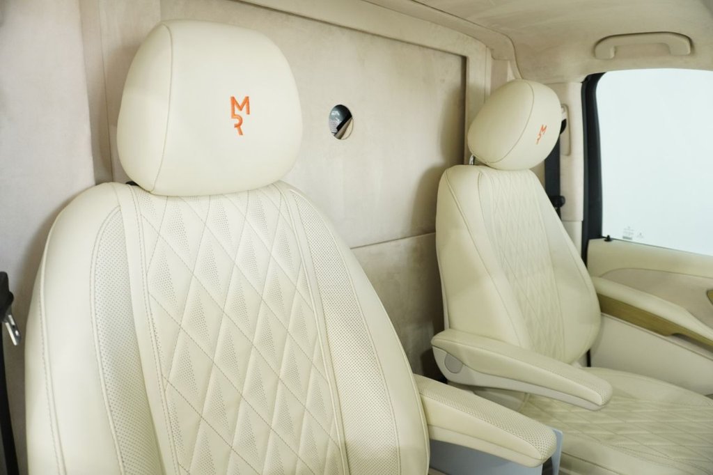 Used Mercedes-Benz V-Class 2022 for sale - 76820565: Photo 12