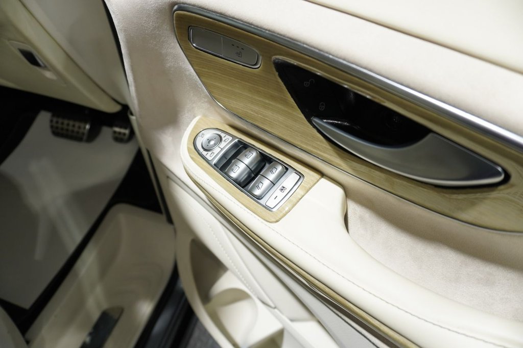 Used Mercedes-Benz V-Class 2022 for sale - 76820565: Photo 13