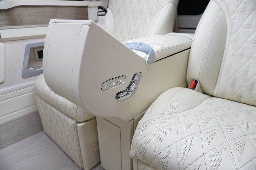 Used Mercedes-Benz V-Class 2022 for sale - 76820565: Photo 41