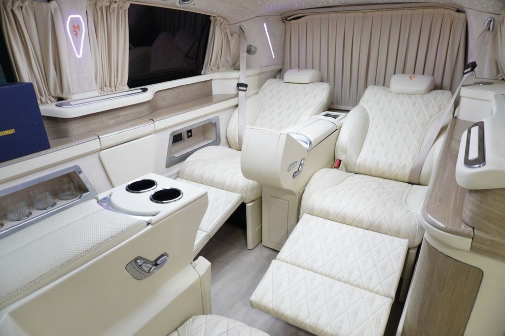 Used Mercedes-Benz V-Class 2022 for sale - 76820565: Photo 43