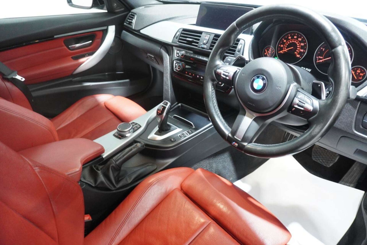 Used BMW 3 Series 2017 for sale - 77061626: Photo 10