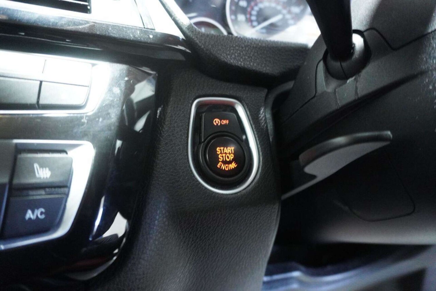 Used BMW 3 Series 2017 for sale - 77061626: Photo 64