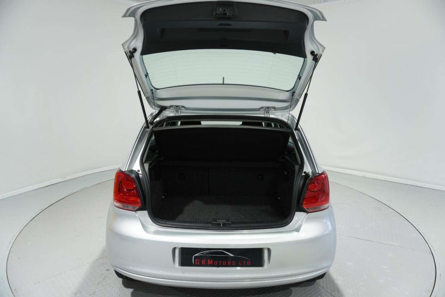 Used Volkswagen Polo 2010 for sale - 77061663: Photo 22