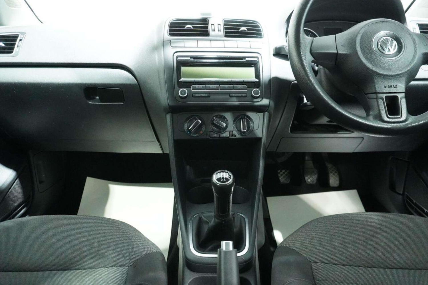 Used Volkswagen Polo 2010 for sale - 77061663: Photo 31