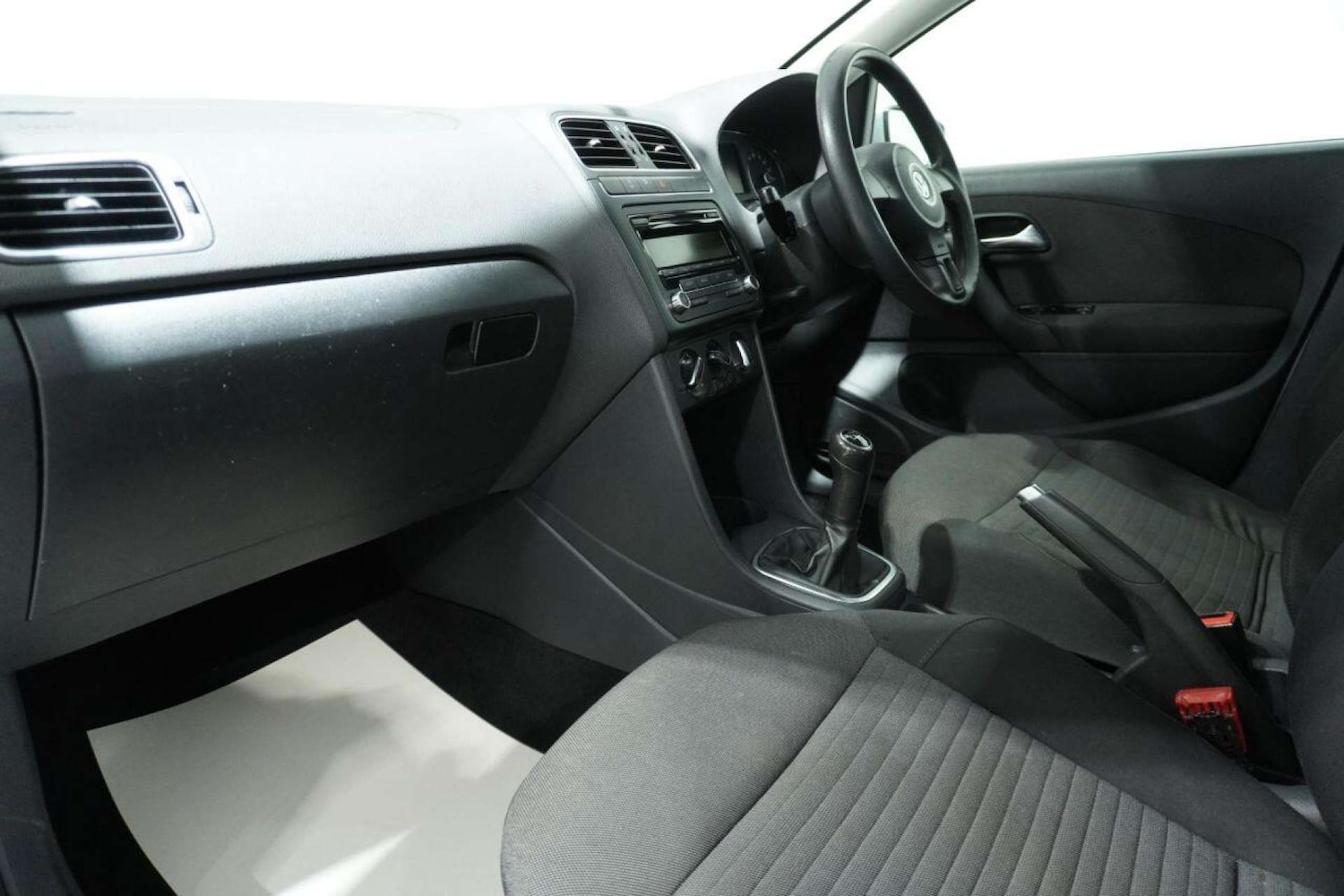 Used Volkswagen Polo 2010 for sale - 77061663: Photo 36