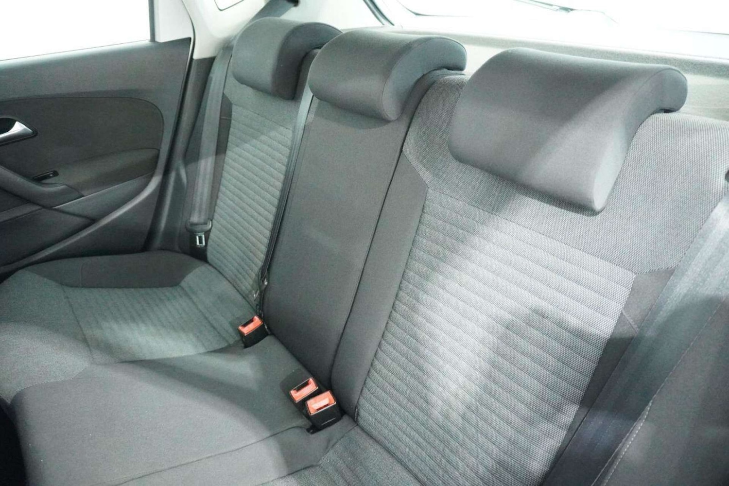 Used Volkswagen Polo 2010 for sale - 77061663: Photo 42