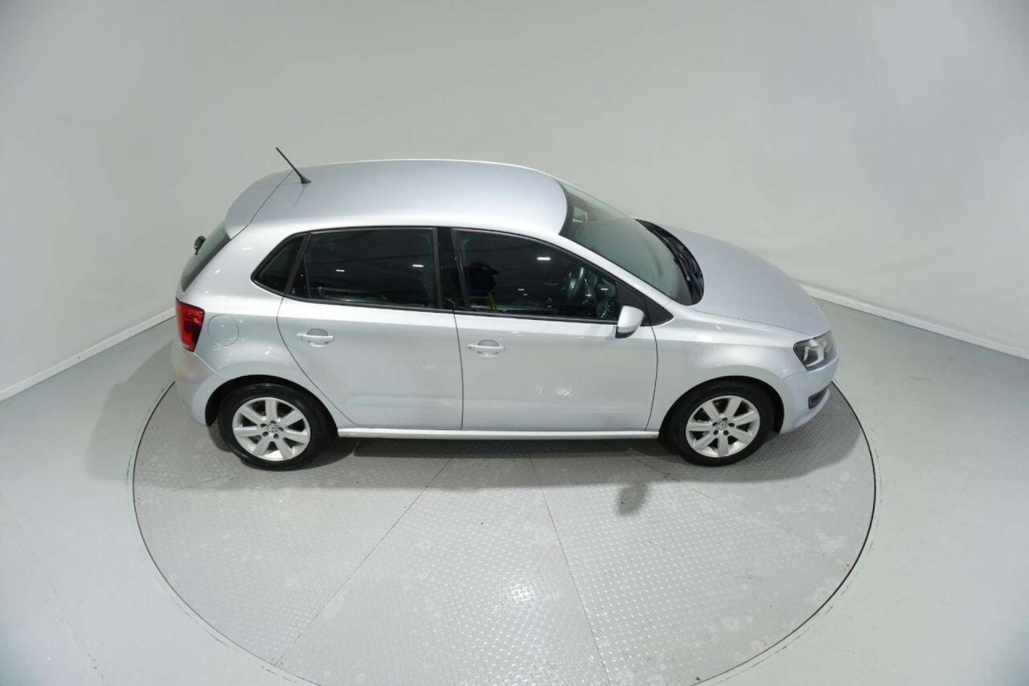 Used Volkswagen Polo 2010 for sale - 77061663: Photo 5